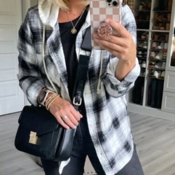 Time & Tru hooded flannel shirt button down black white cream plaid pattern L - Picture 9 of 10